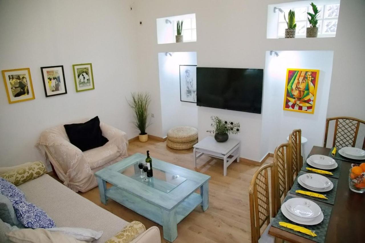 Aroura Homes Garden House 2Br 2Ba Free Parking Αθήνα Εξωτερικό φωτογραφία