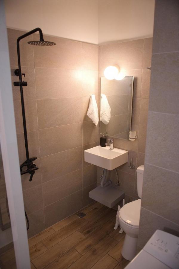 Aroura Homes Garden House 2Br 2Ba Free Parking Αθήνα Εξωτερικό φωτογραφία